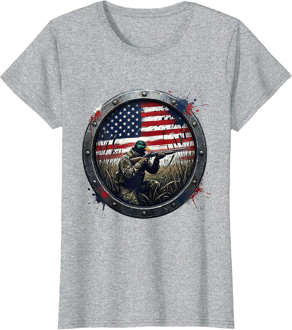 Camo Duck Hunter Crouching in Marsh Reeds T-Shirt - Heather Grey
