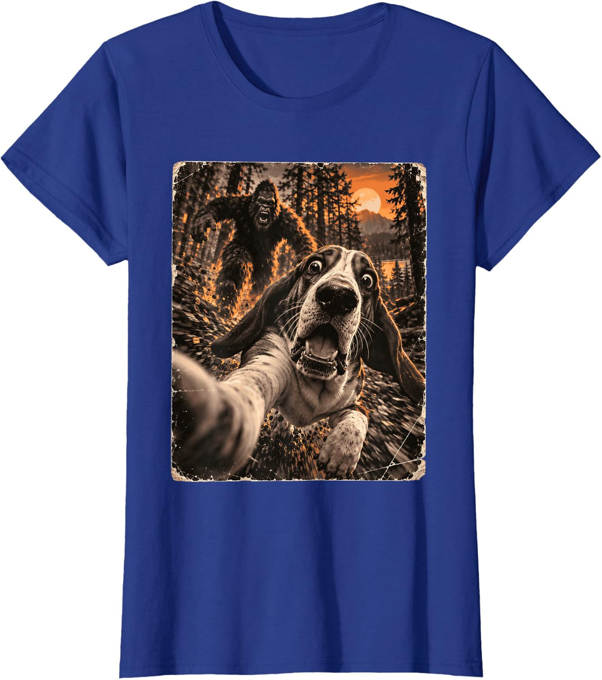 Basset Hound Selfie Running from Bigfoot Funny Forest T-Shirt - Royal Blue