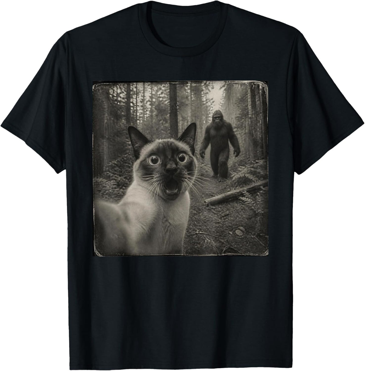 Funny Bigfoot Siamese Cat T-Shirt - Black